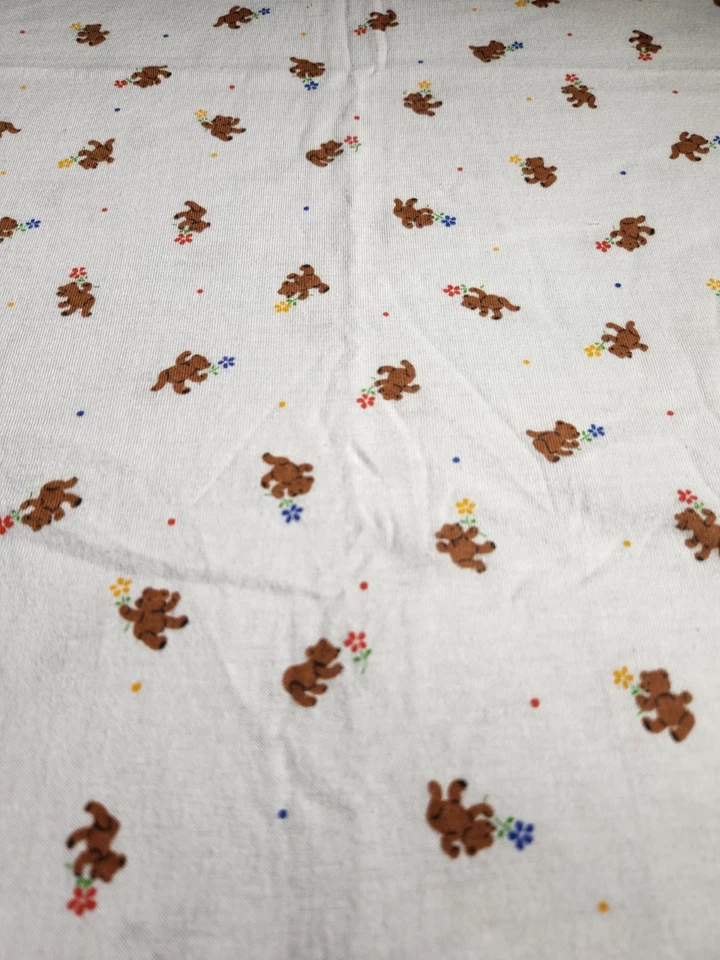 Lote De Colección Oso De Peluche Globo Bebé Pato Y Estrellas Rojas Tela Algodón Foto 3 de 4