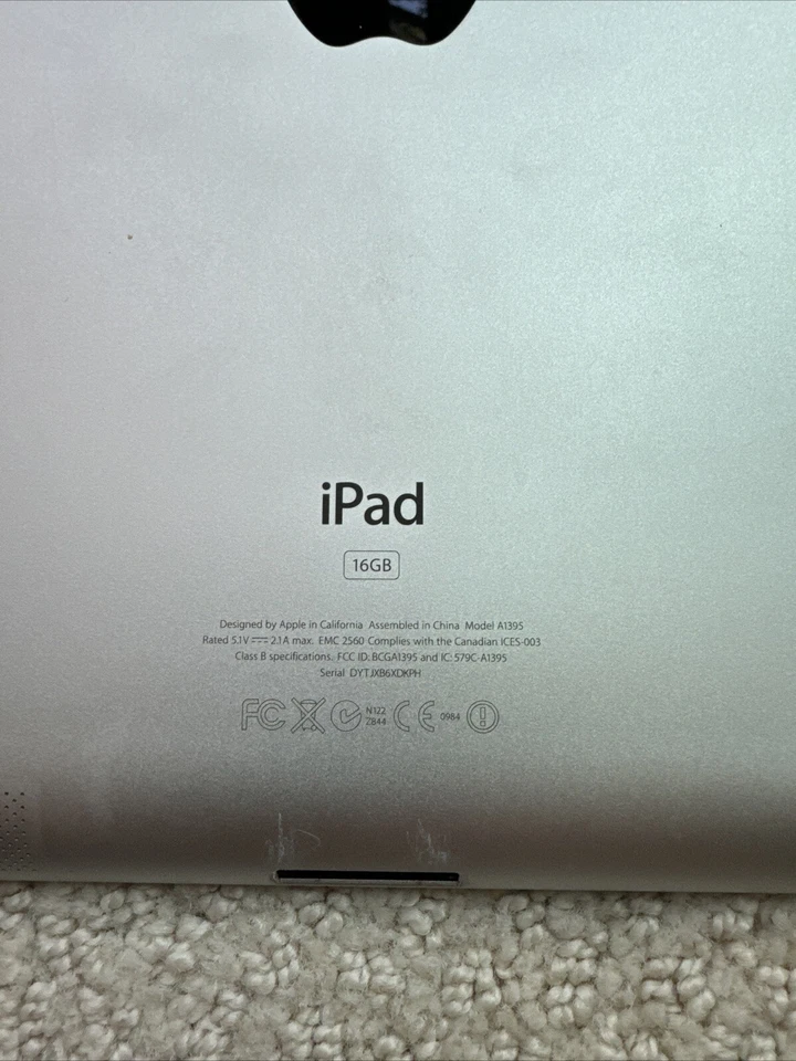 Apple iPad 2da Generación A1395 16GB 9.7" Wi-Fi Blanco Probado y Funcionando Restablecido de Fábrica Foto 2 de 2