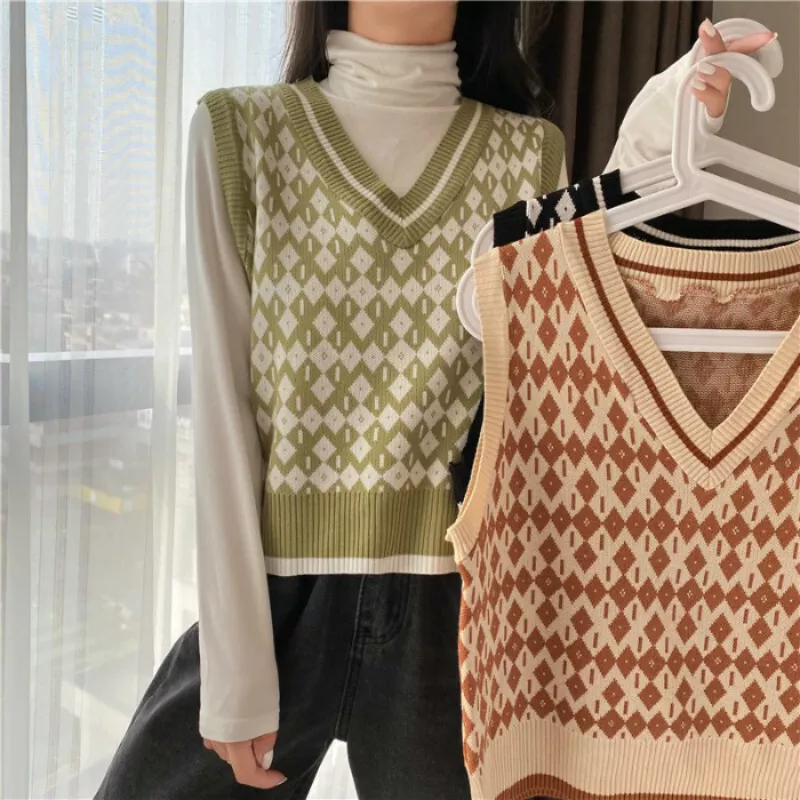 Women Knitted Vest Tank Top Sweater Waistcoat Sleeveless V-neck Geometric