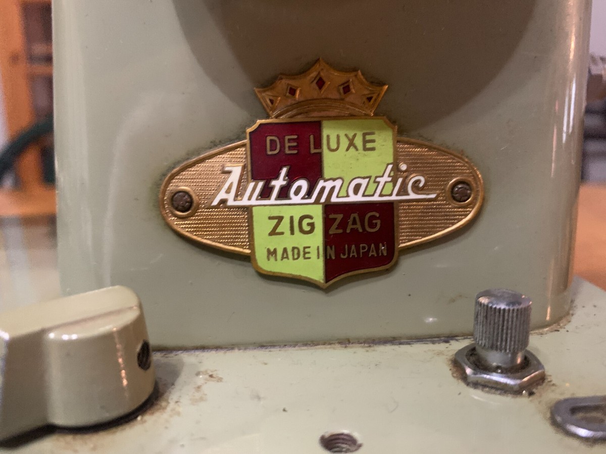 kmeg様 Vintage 1957 Kenmore Deluxe Automatic Zig Zag Sewing Machine