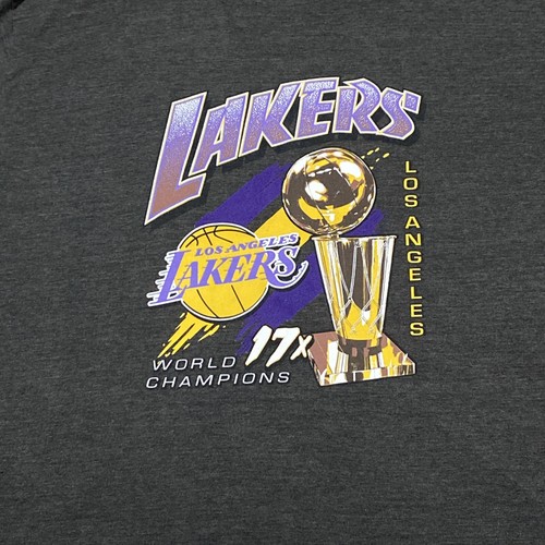 Mitchell & Ness Hardwood Classics LA Lakers 17X World Champions T-Shirt Size 3XL - Picture 2 of 8