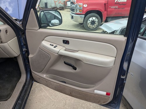Driver Corner/Park Light Park Lamp-turn Signal Fits 00-06 SUBURBAN 1500 555300 - Picture 2 of 12