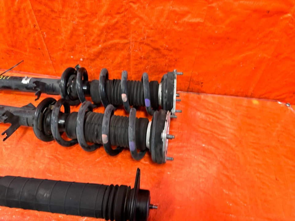 08-15 INFINITI G37 & Q60 - CUPÉ 2D - SUSPENSIÓN DE FÁBRICA - AMORTIGUADORES Y RESORTES Foto 3 de 4