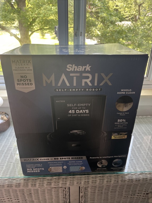 Shark Matrix Bagless Cordless SelfEmpty WiFiConnected Robotic Vacuum GiftReceipt
