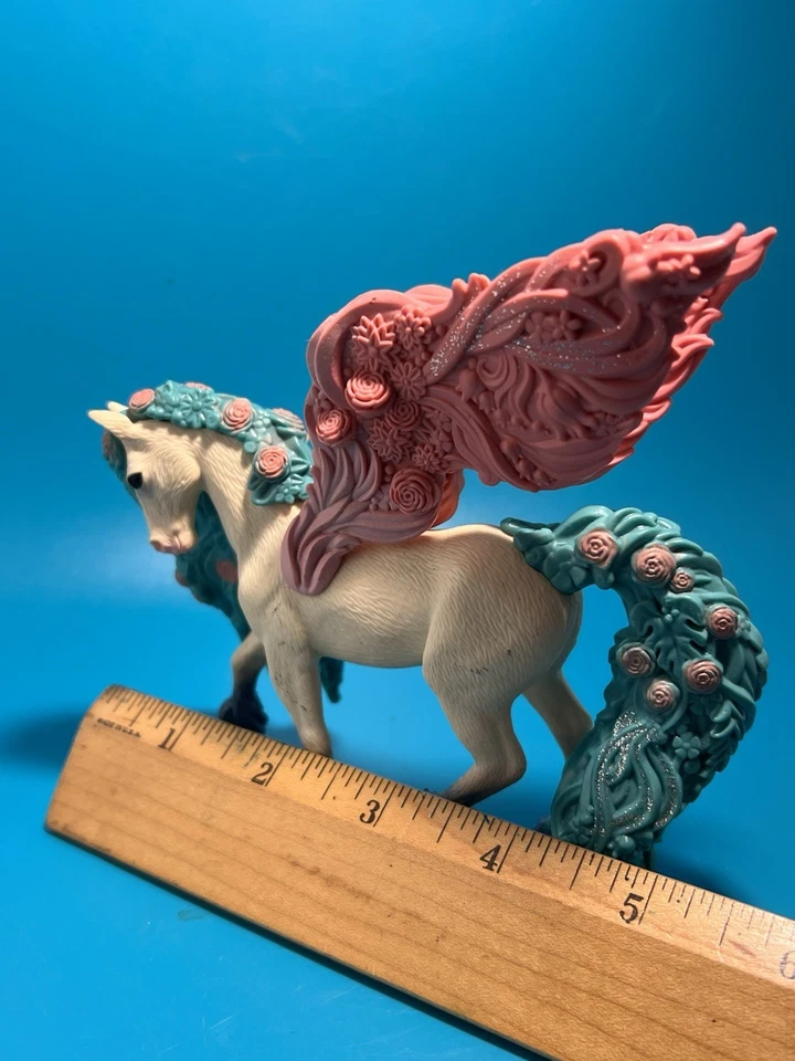 Juego de 4 estatuillas de Pegaso, 3 Schleich Bayala, 1 Greenbrier International Foto 4 de 4