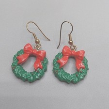 Christmas Theme Festive Green Red Ribbon Bow Wreath Dangle Earrings