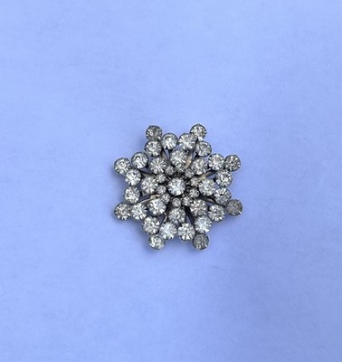 Vintage CORO Signed Rhinestone Brooch Pin Very Sparkly! Pre owned good condition