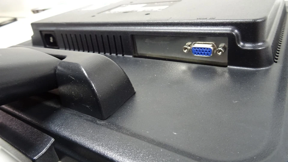 Acer AL1716 LCD Flat Panel Computer Monitor Black & Silver 17" Display 1280x1024 - Image 3 of 3