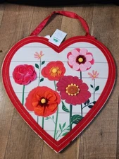 HEART SHAPED HANGING DOOR DÉCOR EMBELLISHED w 3D COLORFUL FLOWERS VALENTINES DAY