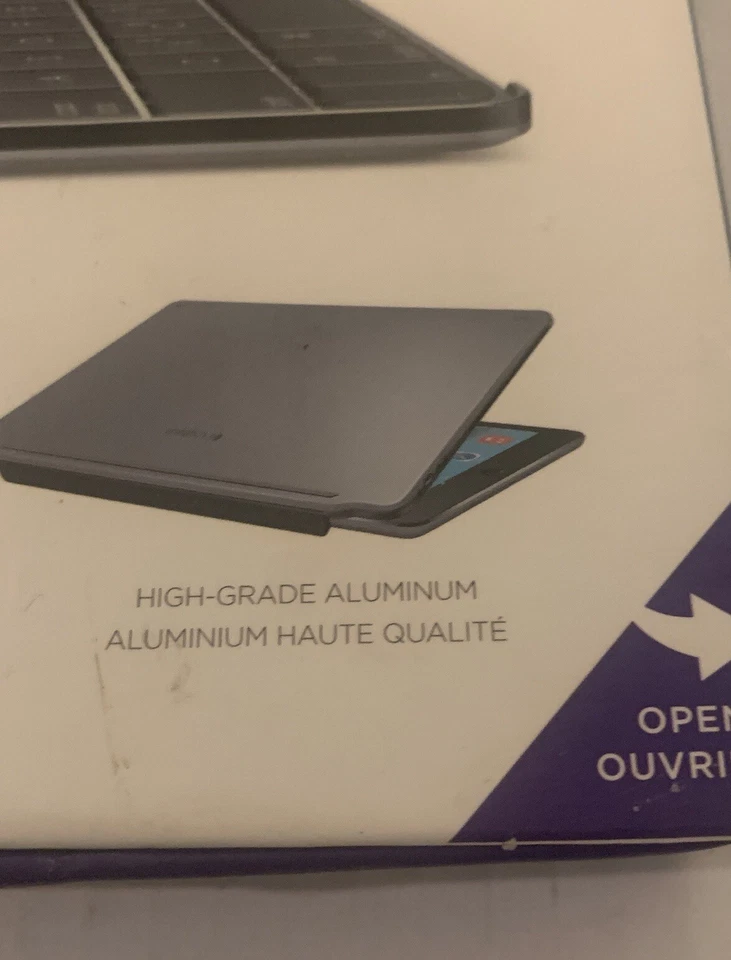 Logitech Magnetic Clip-On Ultra-Thin Bluetooth Keyboard Case iPad Air Black - Image 2 of 4