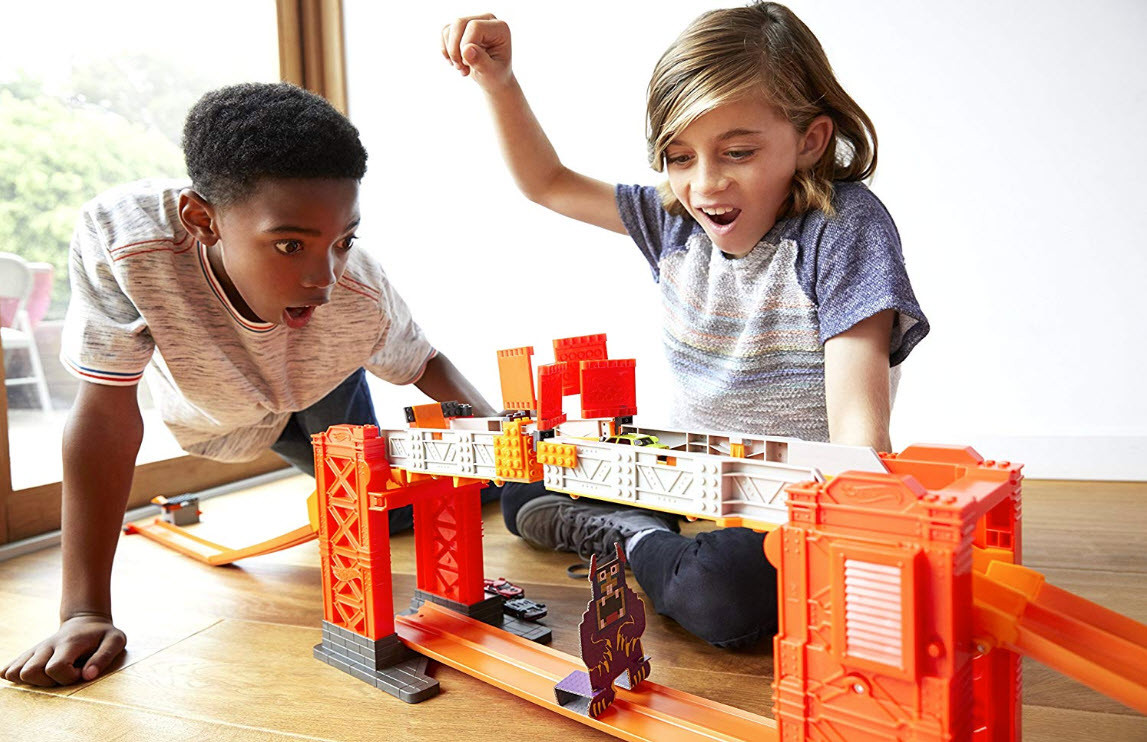 Coffret de cascades Hot Wheels Track Builder Deluxe
