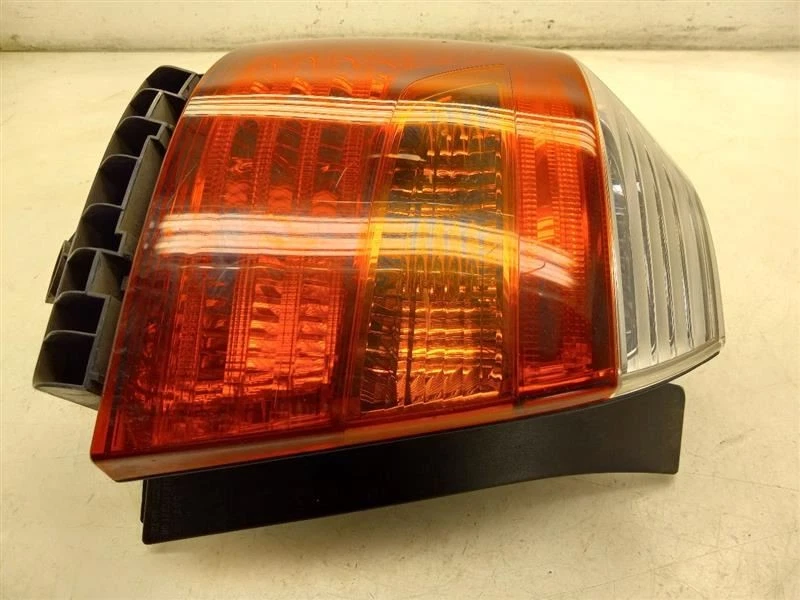 08-10 CONJUNTO LUZ TRASERA LADO CONDUCTOR TOYOTA HIGHLANDER SPORT  Foto 4 de 4