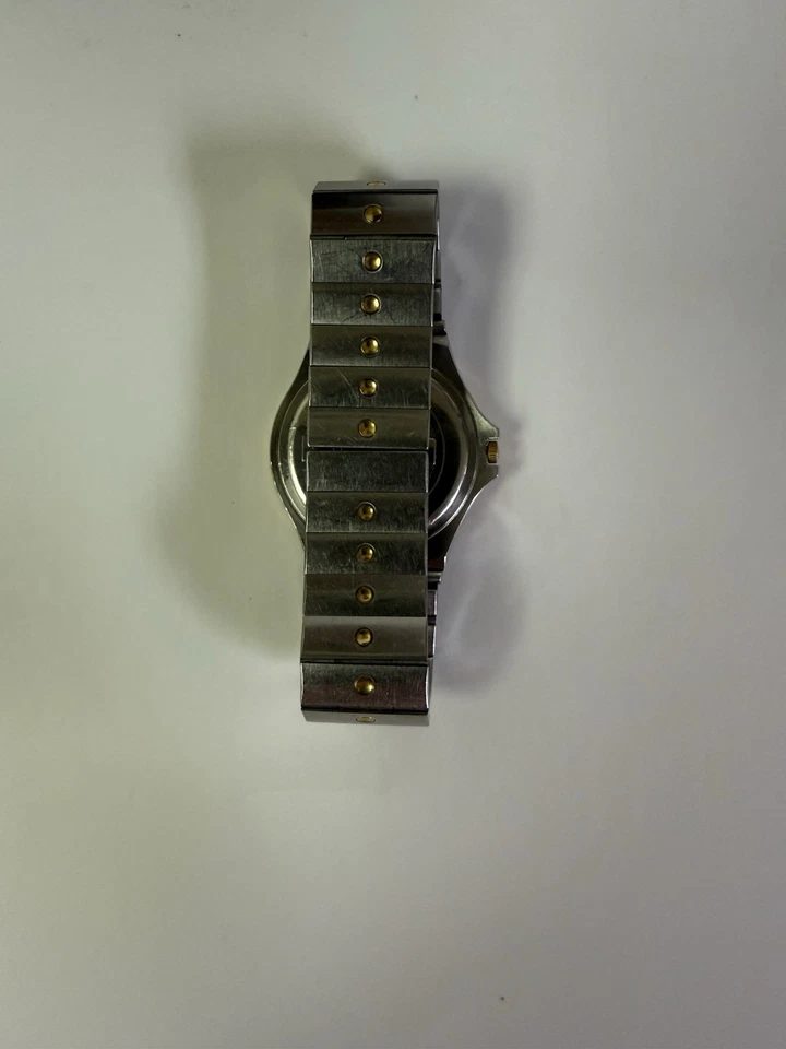 Reloj de cuarzo suizo Movado Museum 34 mm dos tonos oro/plata 81-G2-870 vintage Foto 2 de 4