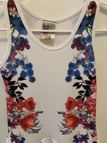 EXCELLENT Twirls & Twigs Girl White Floral Skater Dress 14 12 - Picture 2 of 5