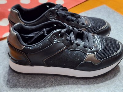 Deichmann Schuhe Schwarze Sneaker Mit Strass Skechers Sportschuhe