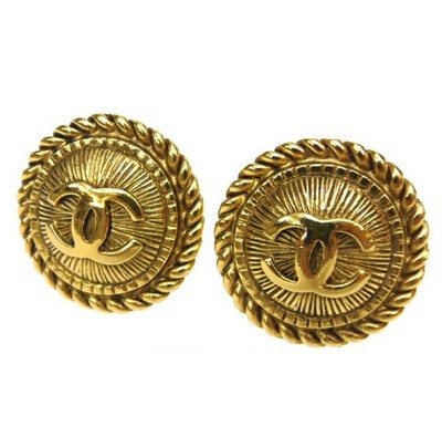 Chanel Earrings Coco Mark Gold CC Logo Round Ladies' Fashion Accessories