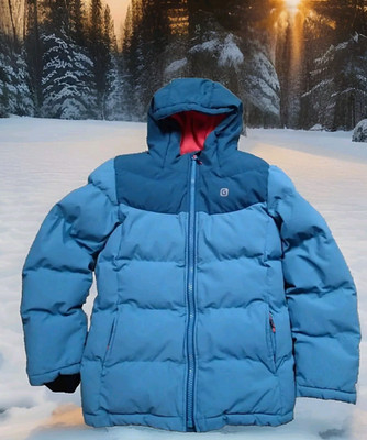 GUSTI HOODED PUFFY WINTER PARKA/SKI JACKET CANADA Girls size 10 Warm & Awesome