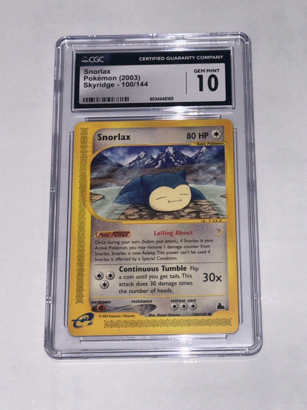 Snorlax Skyridge 100/144 Regular Nonholo Card CGC 10