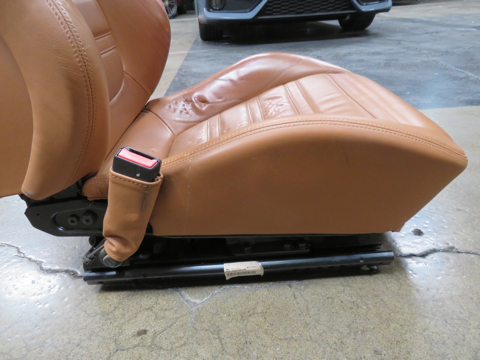 Ferrari California, LH, Left, Front Seat, Tan, Dented Leather, Used 