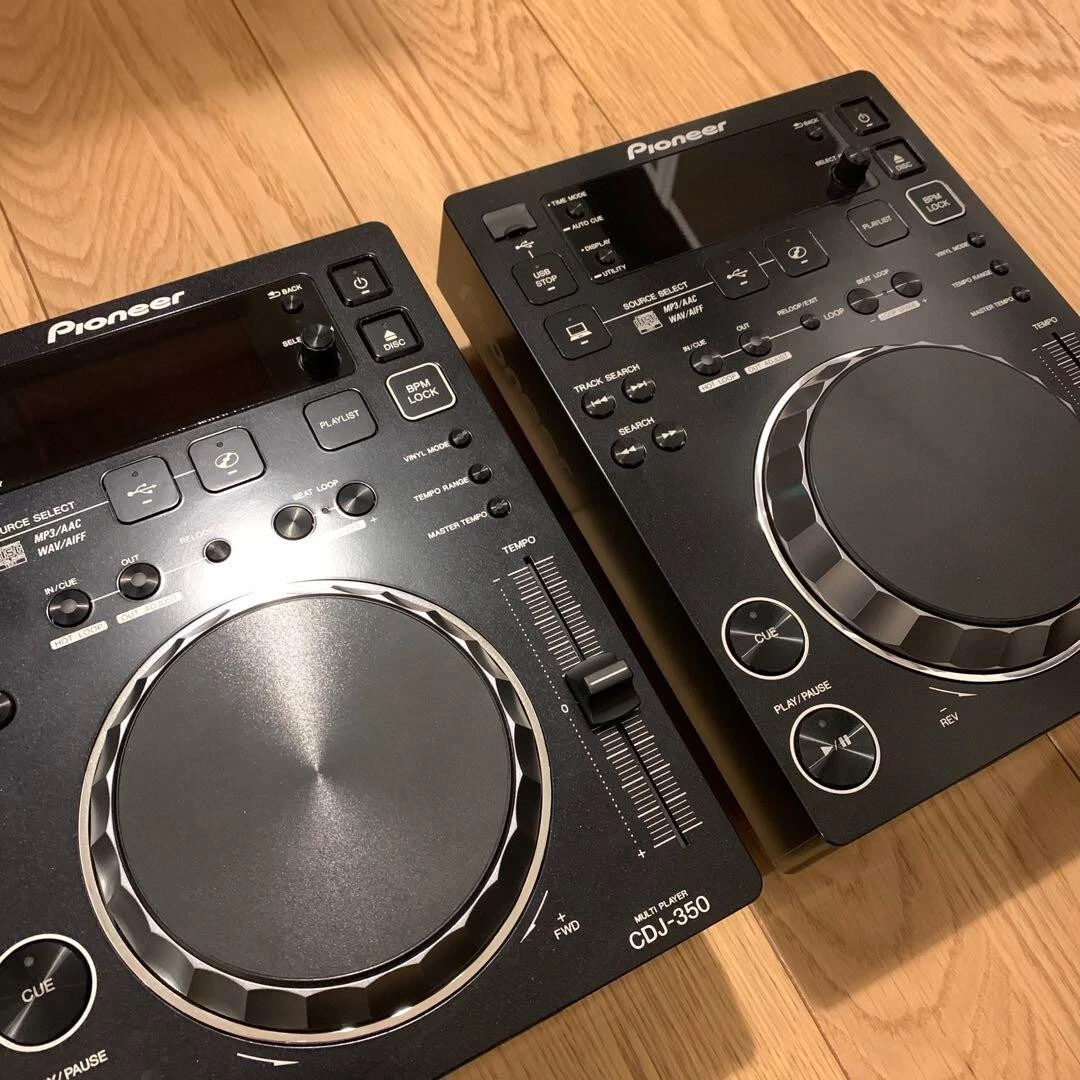 Pair 2x Pioneer CDJ-350 DJ Multi Player Digital Turntable CD USB