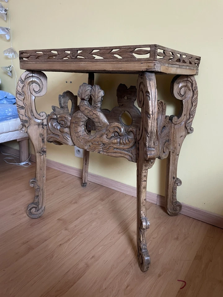 Table de milieu ou d'appoint Indochinoise en pin 19ème siècle - Photo 3/4