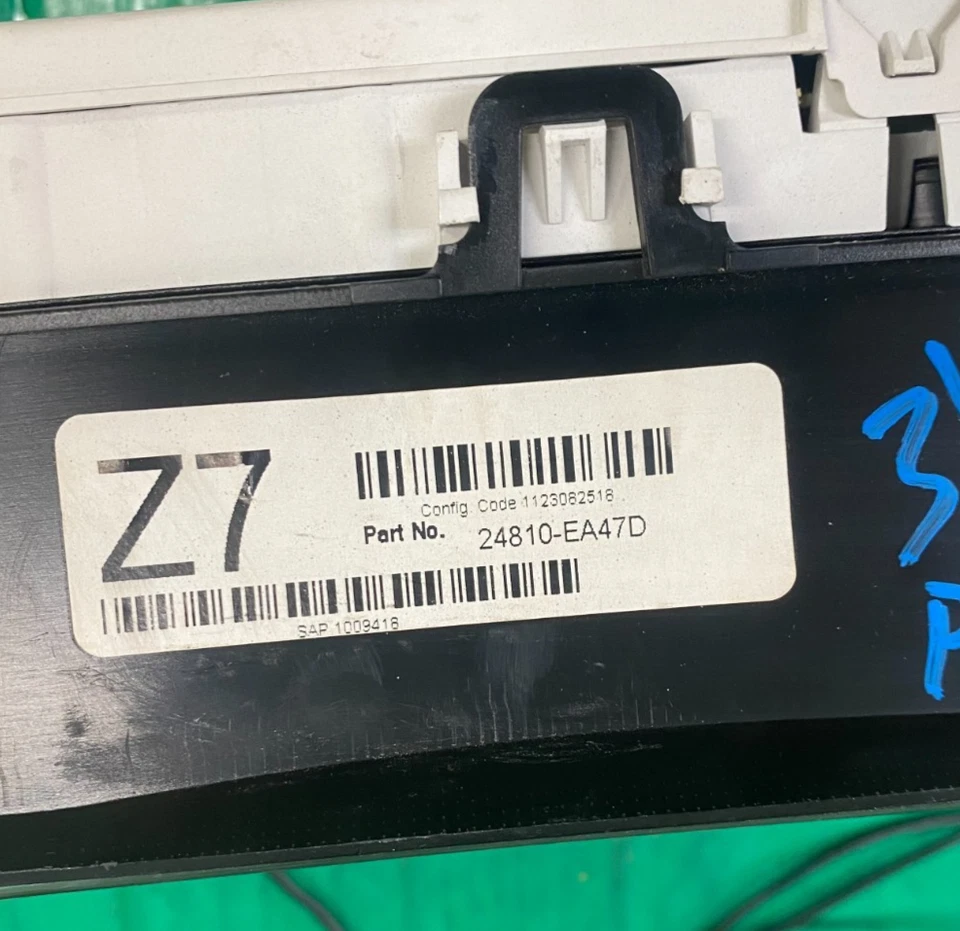 Cuadro de instrumentos velocímetro Nissan Pathfinder 2005 150 k millas 24810-EA47D Foto 2 de 3