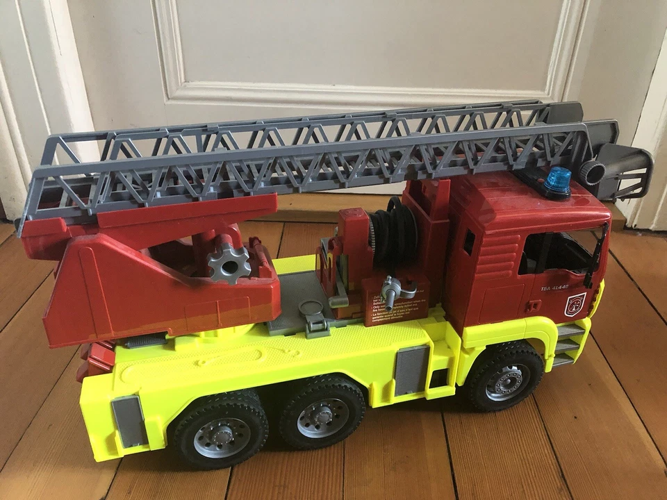1/16 Bruder: Man Camion, Truck, pompiers, pompe eau, gyrophares, Rare - Photo 3/4