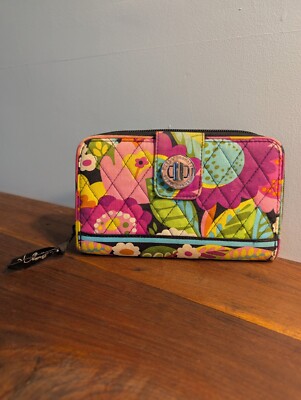 Vera Bradley Turn-Lock Zip-Around Wallet Floral Quilted Cloth Colorful