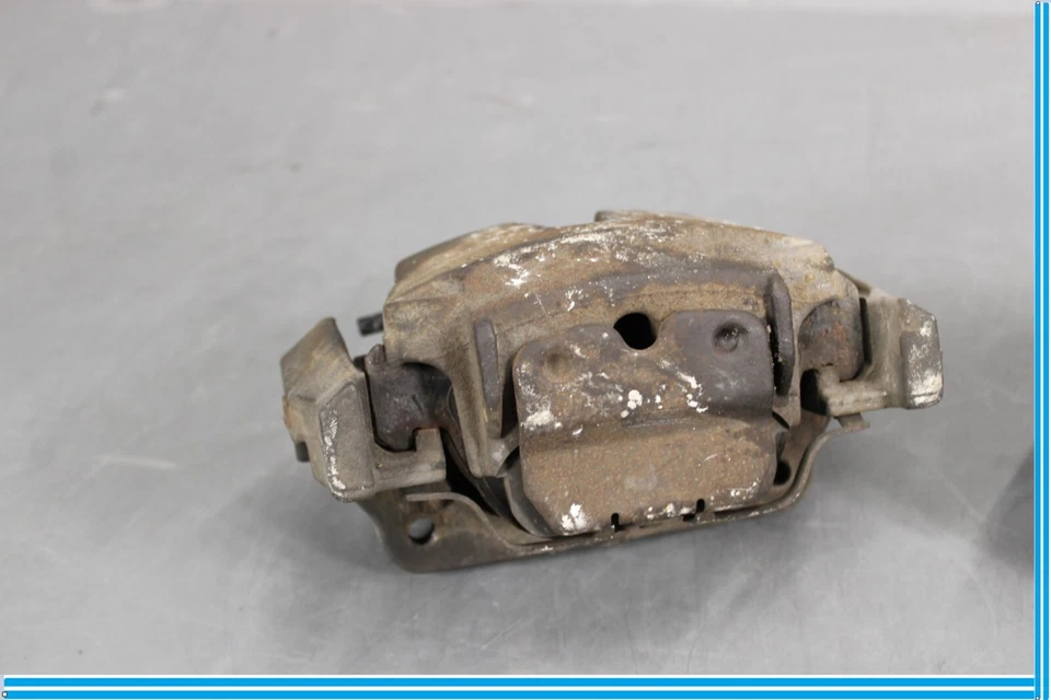 Juego de 2 pinzas de freno delanteras izquierda y derecha BMW X5 X6 14-18 OEM Foto 4 de 4