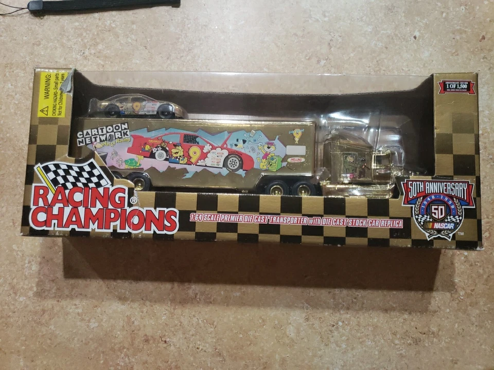 Transportador 1/64 Racing Champions 1998 Cartoon Network fundido a presión dorado cromado con coche Foto 3 de 4