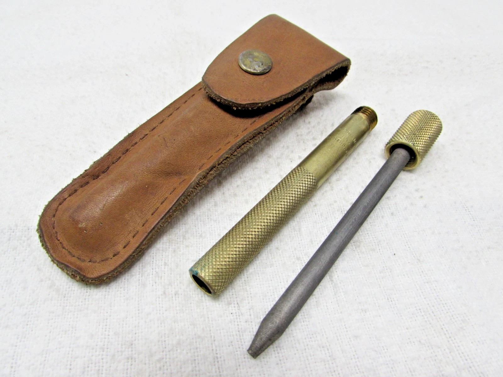 Exc. Vintage EZE-LAP USA Made Diamond Sharpening Steel with Leather Pouch
