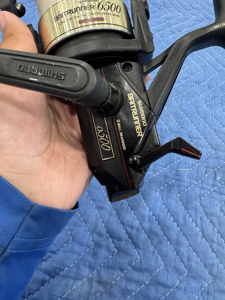 Carrete giratorio de agua salada Shimano Baitrunner 6500 Big Game limpio y bonito Foto 4 de 4