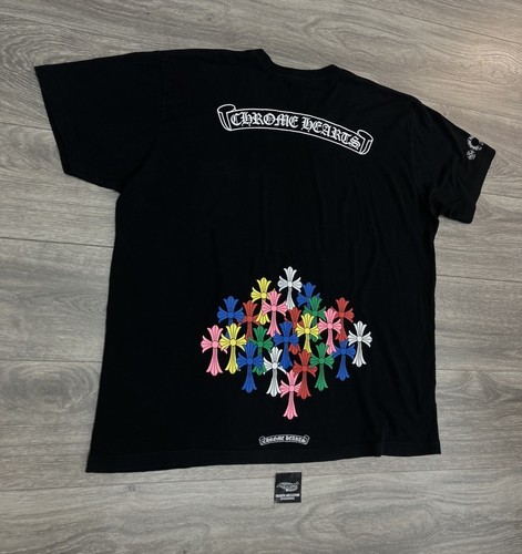Taglia XXL - T-shirt Cromo Cuori Multicolore Croce 'Nero' | OTTIME CONDIZIONI - Foto 9 di 21
