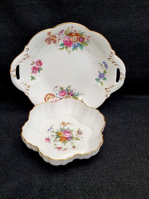 2 verschiedene Geschirr Coalport / Minton Floral & Gold Servierschalen