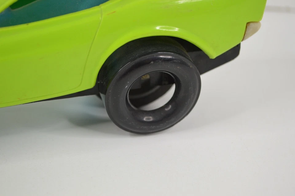 Hasbro Stick Shifters Ford Boss Mustang Green Plastic Incomplete - Image 4 of 4