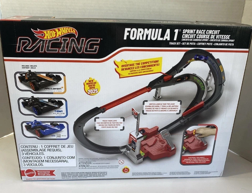 Hot Wheels Formula 1 Sprint Race Circuit Racing Track Set with 3 F1 Vehicles - Image 2 of 2