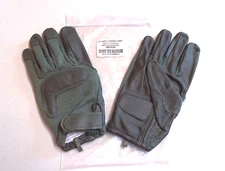 US Military Issue OD Green Type II Capacitive Army Combat Gloves Size Medium