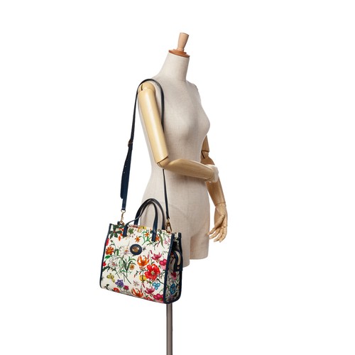 Authenticated Gucci Medium Flora White Canvas Fabric Satchel - Picture 10 of 10