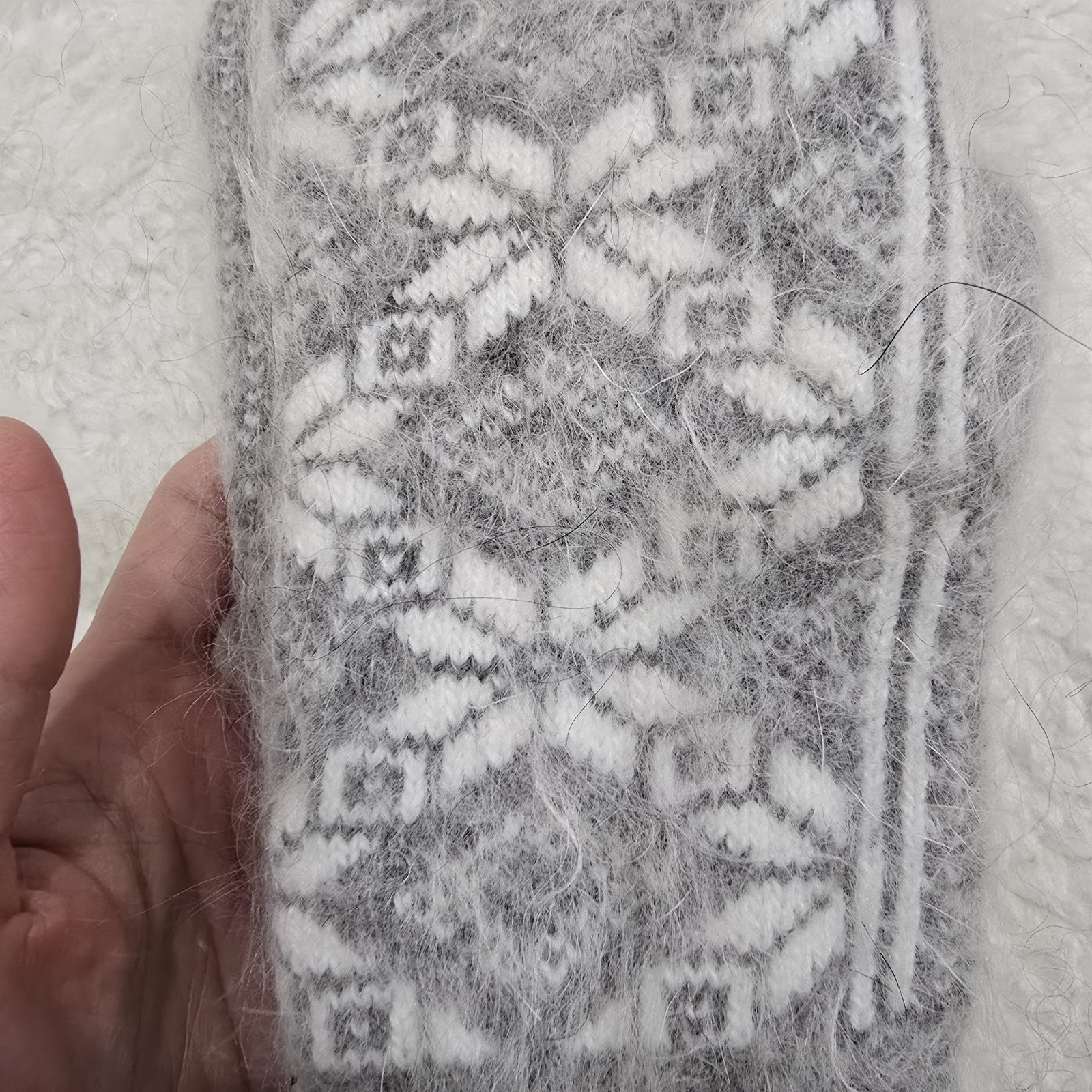 Handmade Goat Down Mittens Grey White Nordic Pattern Warm Winter Gloves One Size image 6