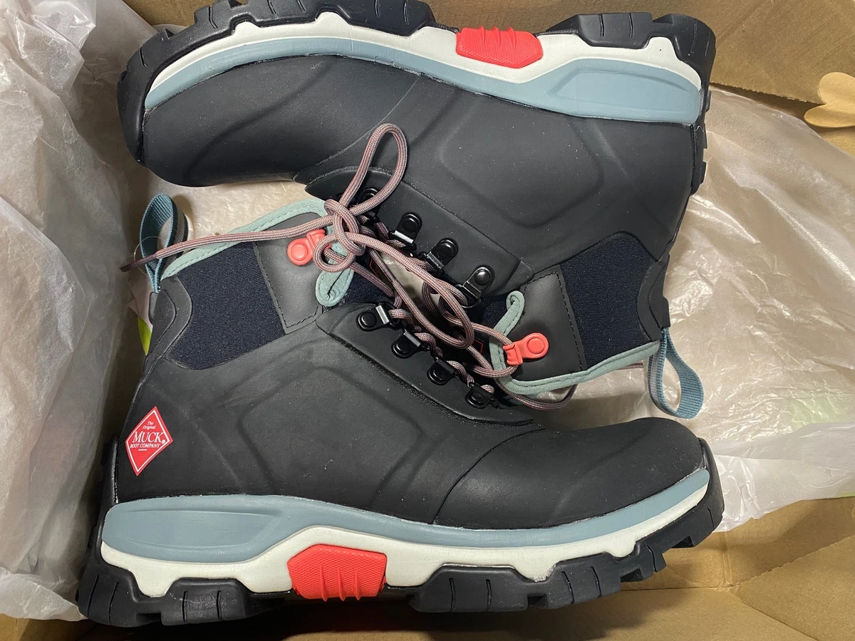 Women's lace hot sale up muck boots