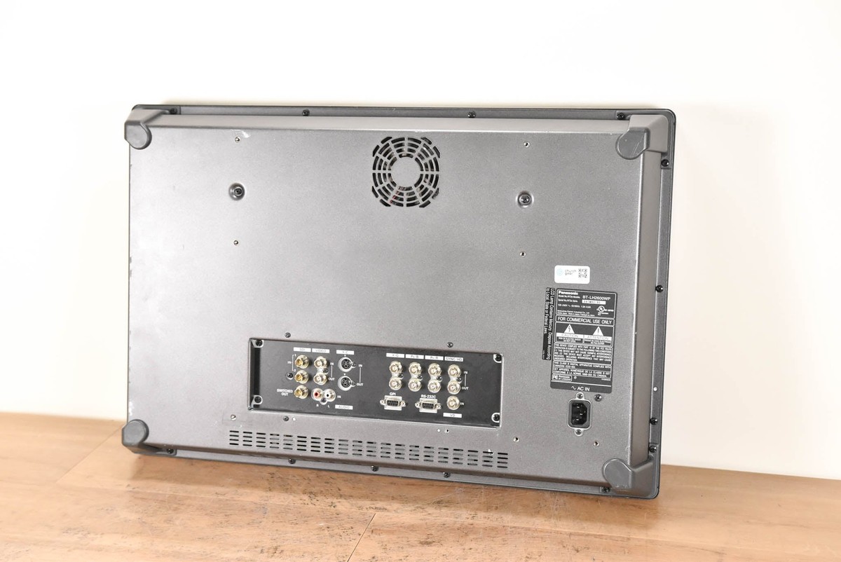 Panasonic BT-LH2600WP 26