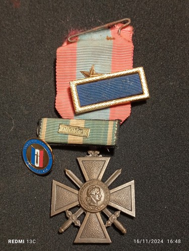 P20N*(REF12176) Kleines Set Militärdekorationen Kreuz der TOE Französisch MEDAL