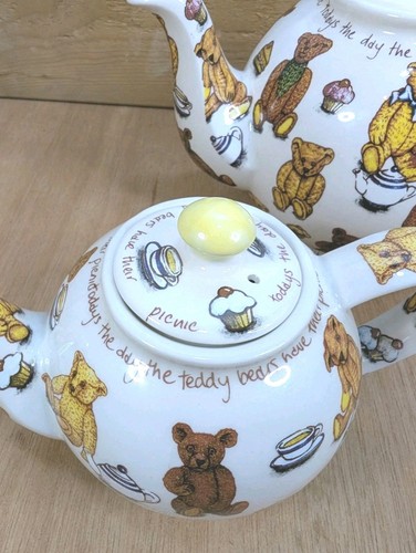 Par de teteras de picnic de oso de peluche de diseño clásico Paul Cardew coleccionables - Imagen 6 de 10