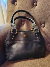 Etienne Aigner Vtg Leather Purse, Small Classic Black w/Logo. Excellent Cond 