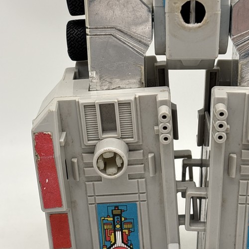 Transformers G1 Metroplex Broken For Parts or Repair Vintage Hasbro 1986! - Picture 4 of 24