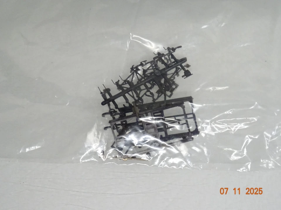 ADE H0 5312 Bausatz Drehgestelle in VP JL4229