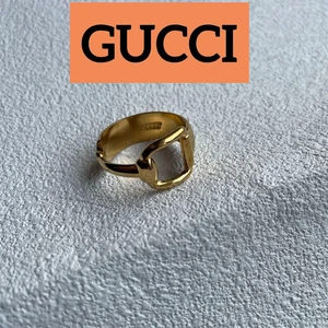 Bague écharpe GUCCI doré accessoire vintage mors de cheval diamètre 2,6 cm