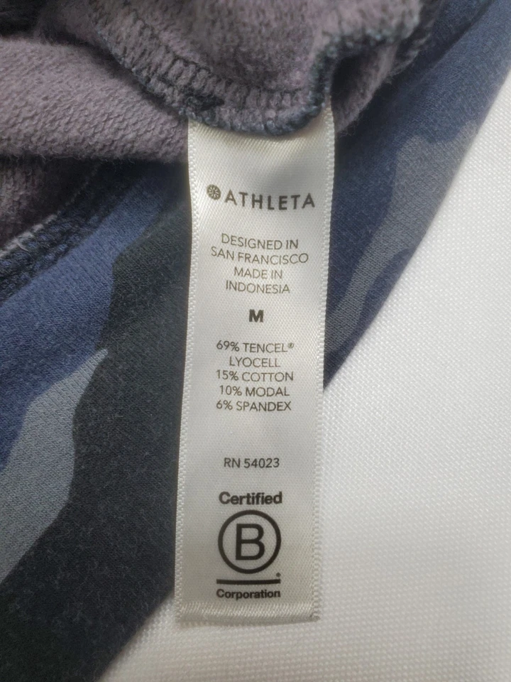 Camisa suéter Athleta para mujer azul medio camuflada manga larga ropa deportiva resistente Foto 4 de 4