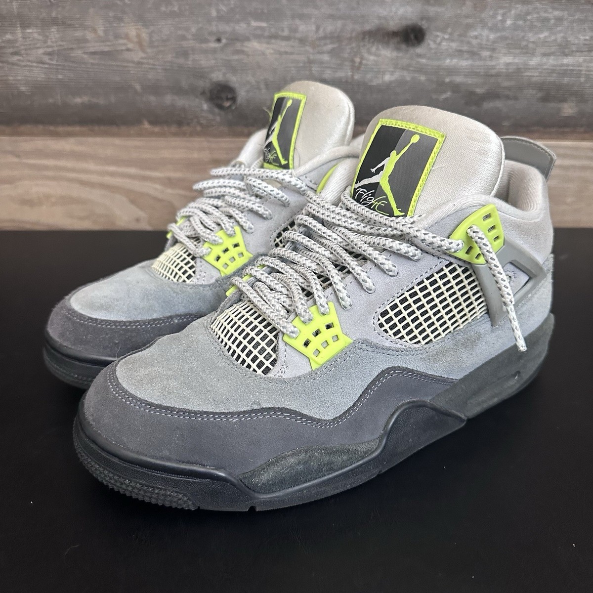 Air Jordan 4 Retro スニーカー Nike Air Jordan 4 Retro SE Mid Neon 95 Cool Grey Volt CT5342-007