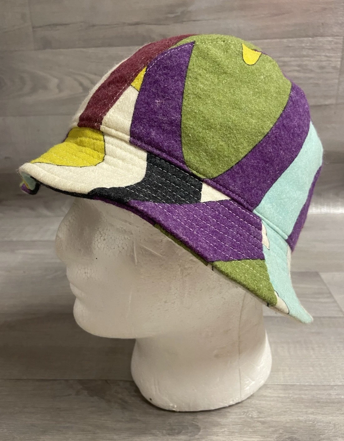 Emilio Pucci Classic Multicoloured Bucket Hat Size 1 Wool